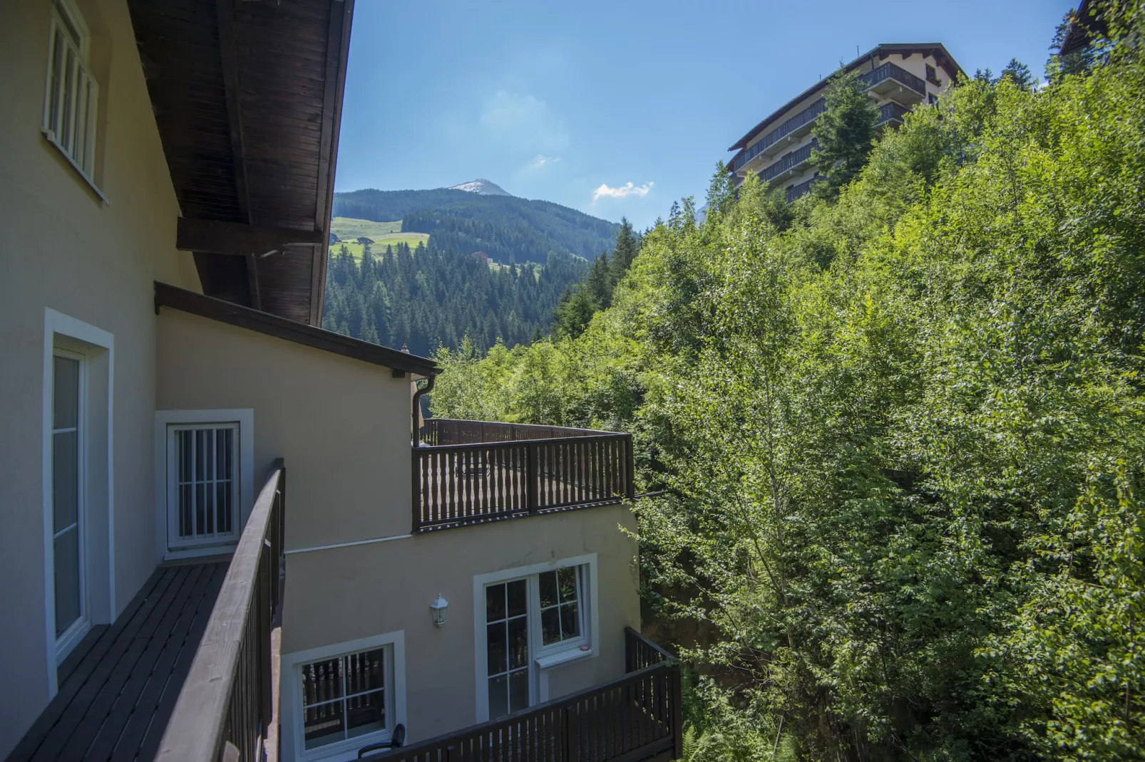 A2S Alpenhof 01-Terrasbalkon