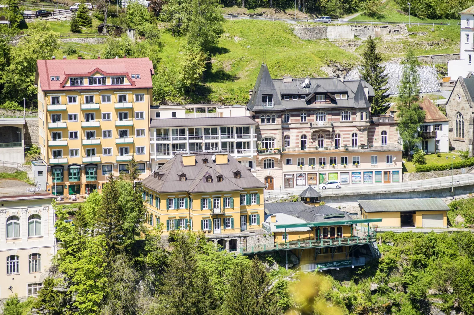 HL3 haus lothringen-Buitenkant zomer