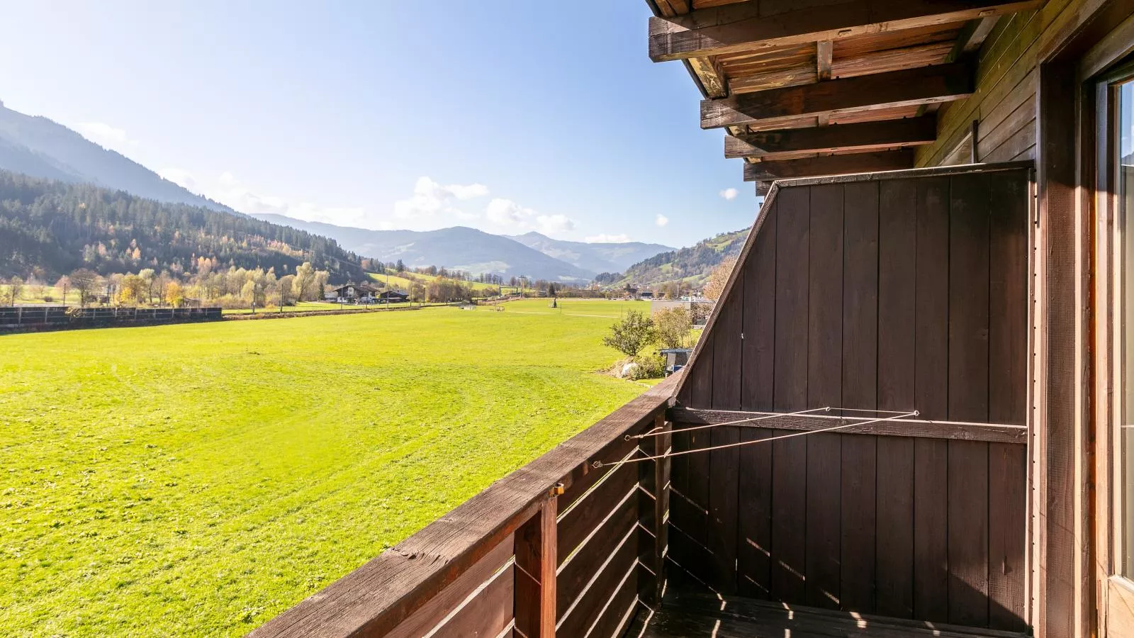 Brixen Alpin Living Top 11-Terrasbalkon