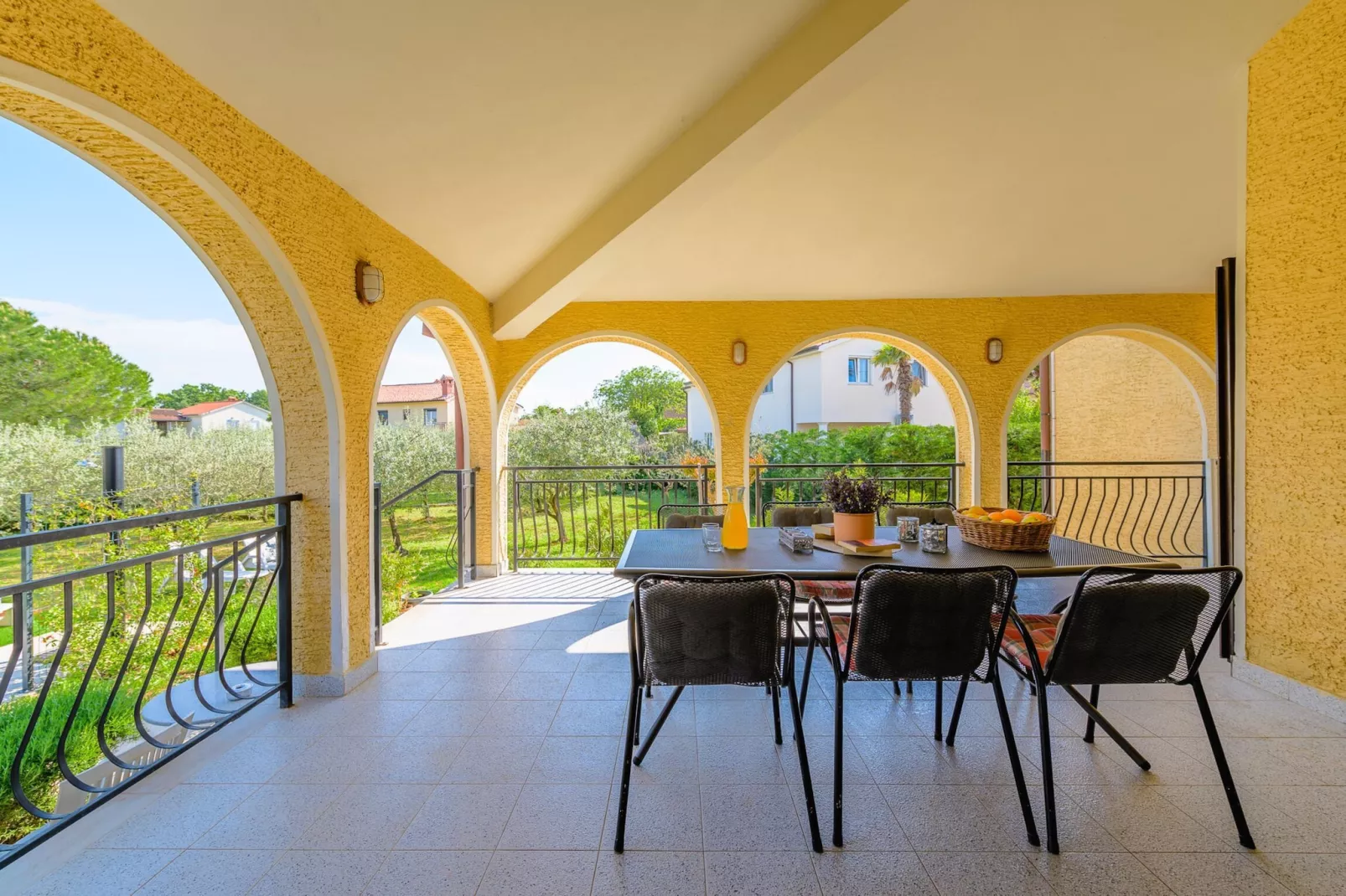 Apartment Josipa with Whirpool in Porec-Terrasbalkon