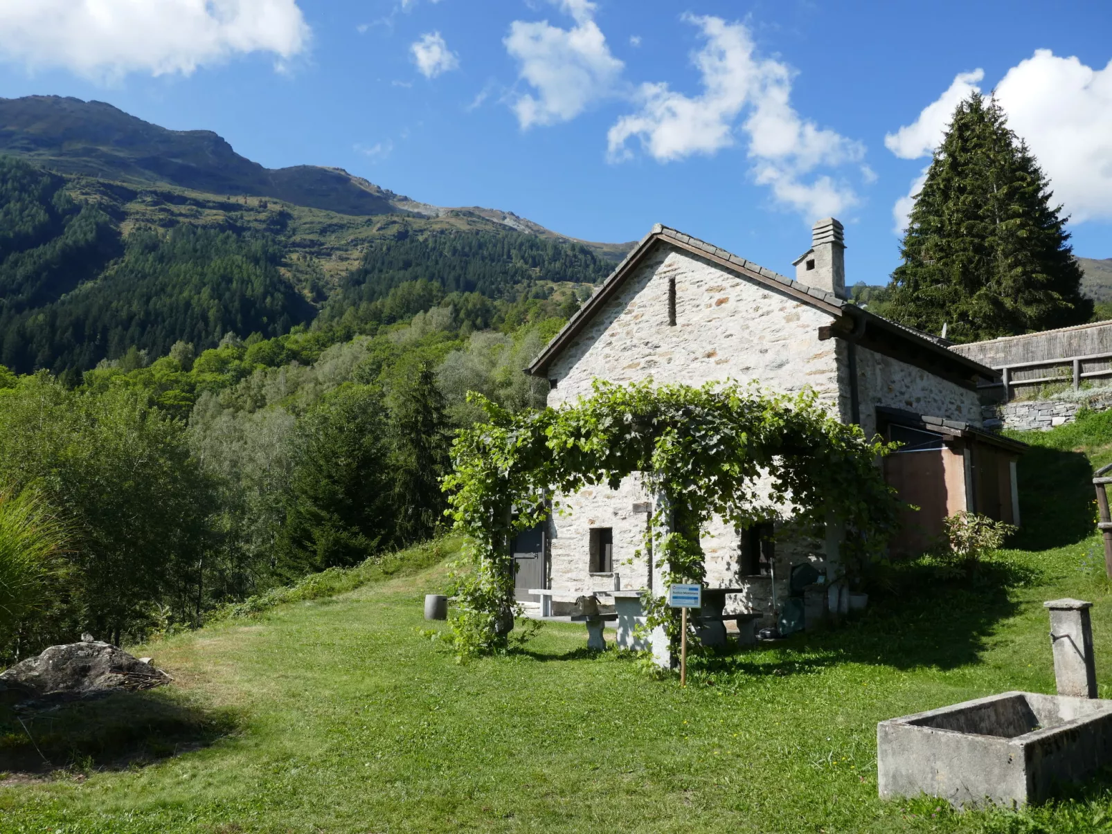 Rustico Montanara-Buiten