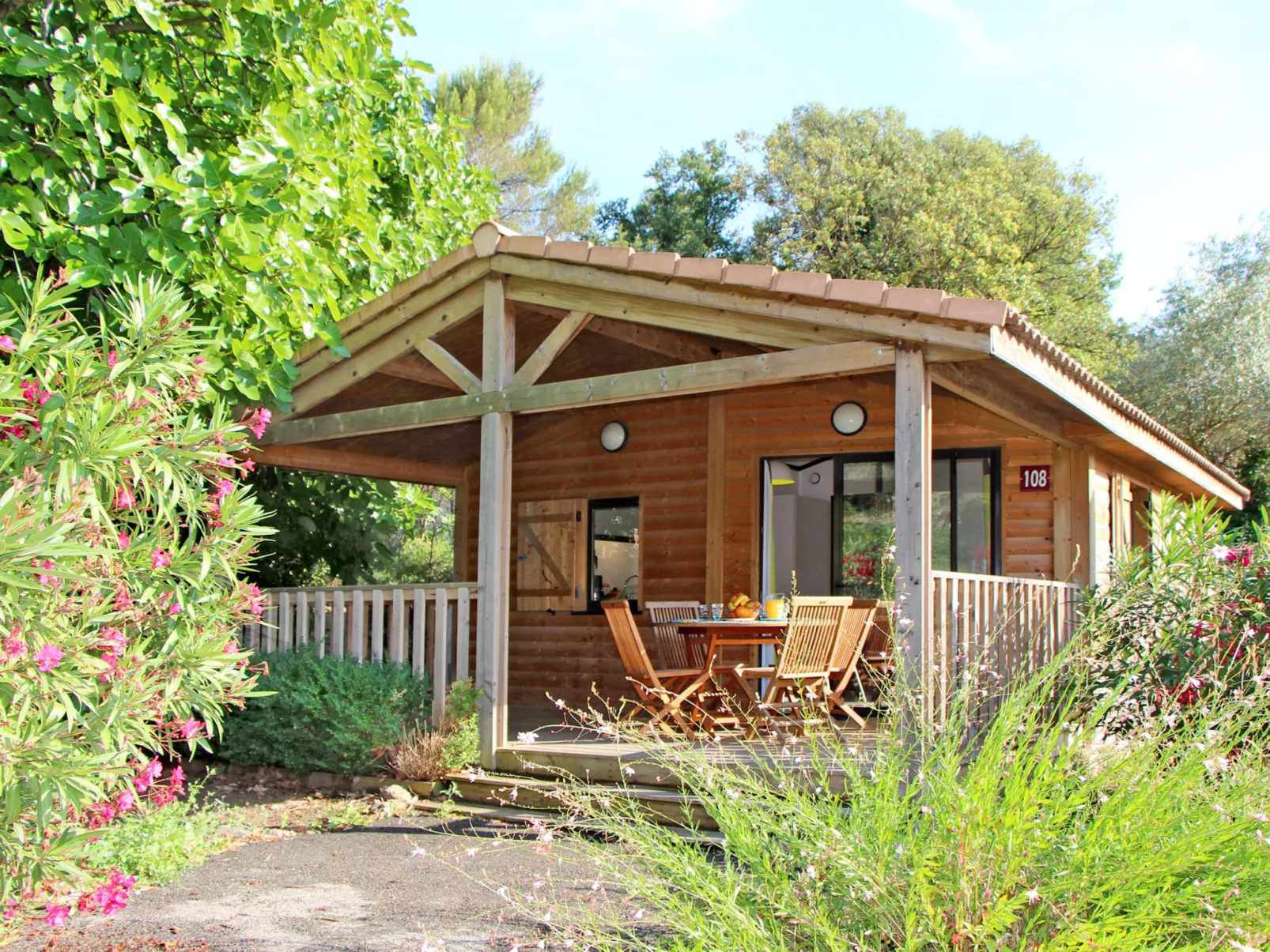 Les Cottages Varois-Buiten