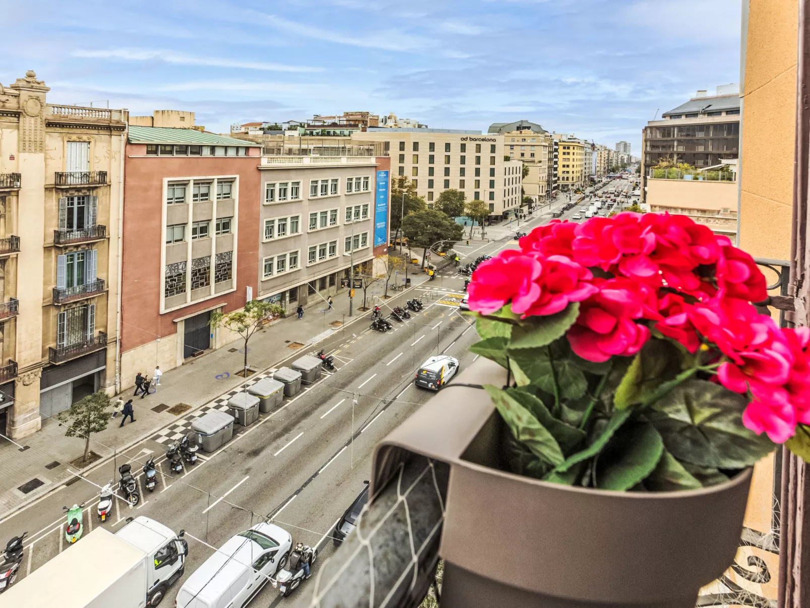 Eixample Dret Aragó Roger de Lluria-Buiten