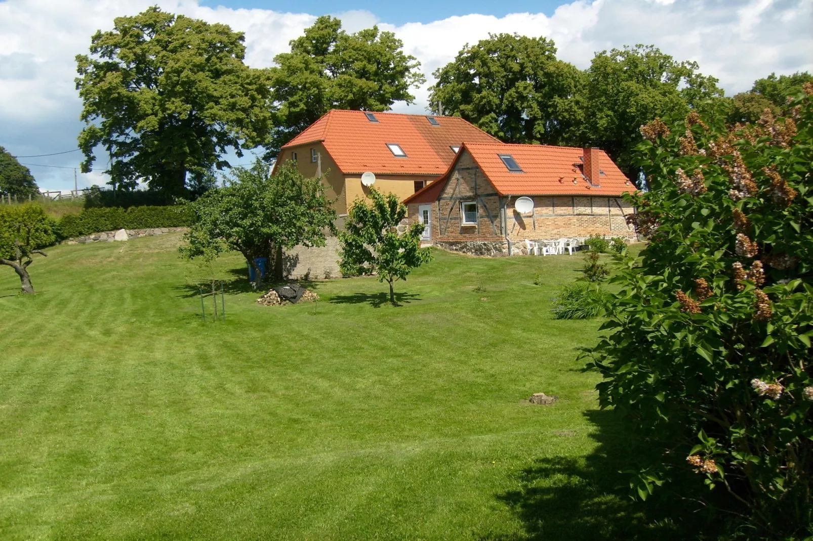 Platz im Grünen 3-Sfeer