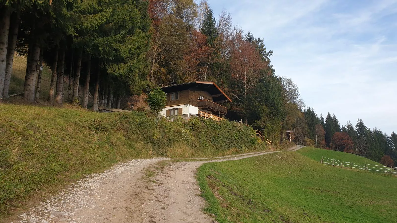 Sonnenhütte unten-Buitenkant zomer