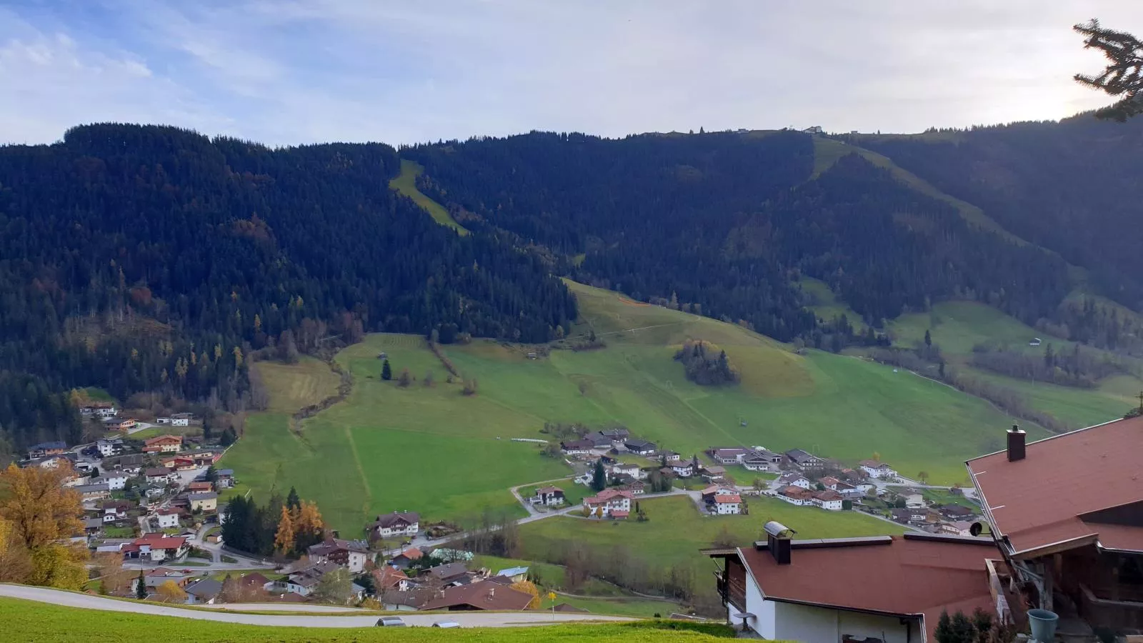 Sonnenhütte-Uitzicht zomer