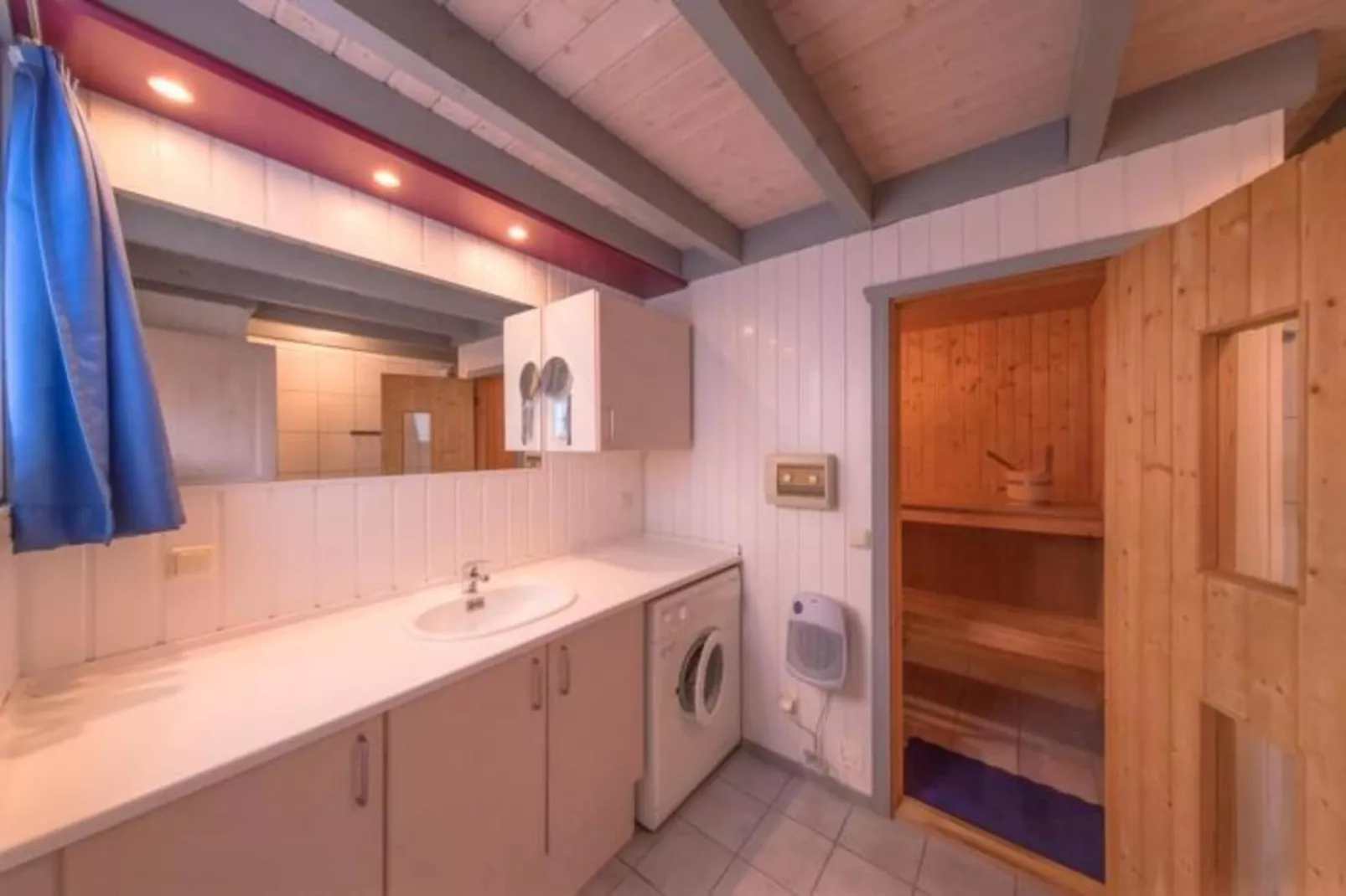 FH Wildgans Comfort mit Sauna & Kaminofen 81 qm 177-Badkamer