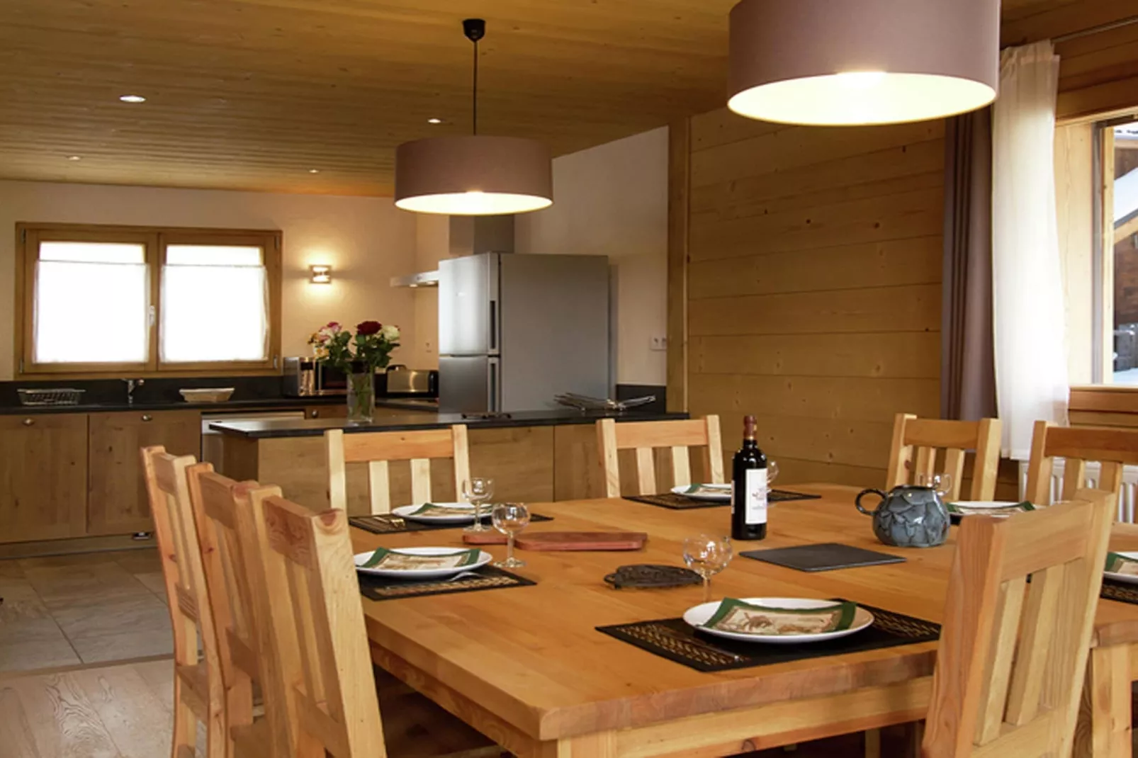 Chalet Levanna Orientale-Eetkamer