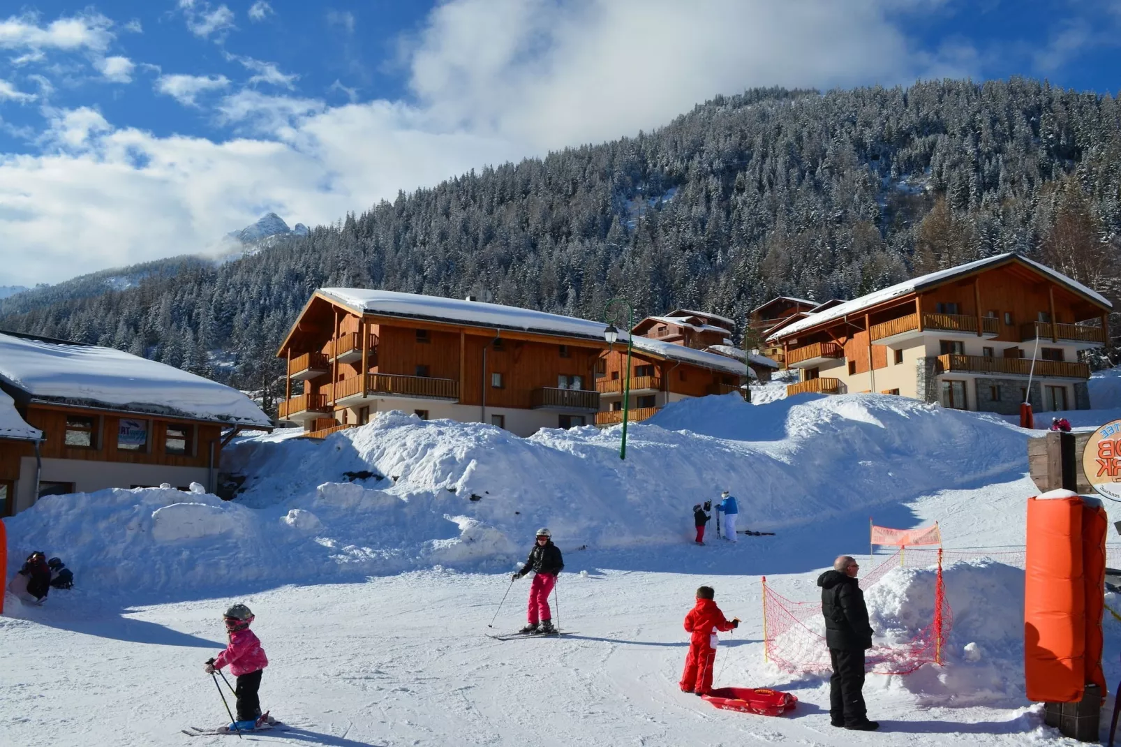 Les Chalets de la Ramoure 2-Exterieur winter