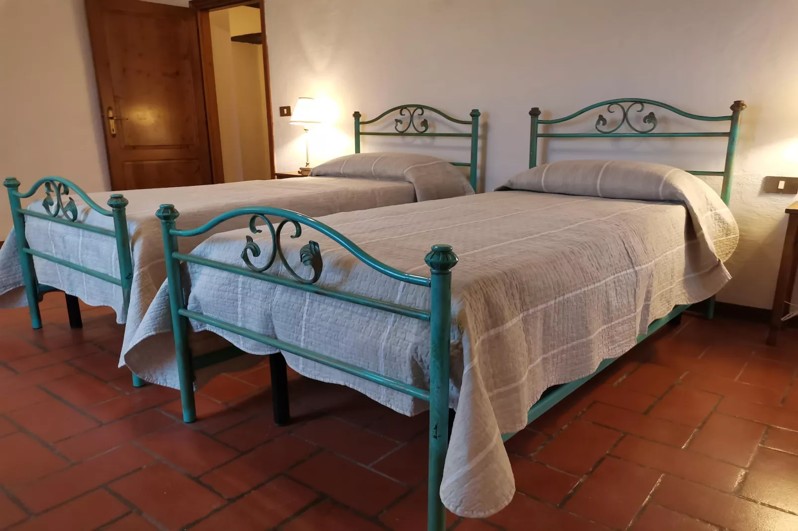 Agriturismo Podere Ceccherini in San Leolino - La Loggia-Slaapkamer