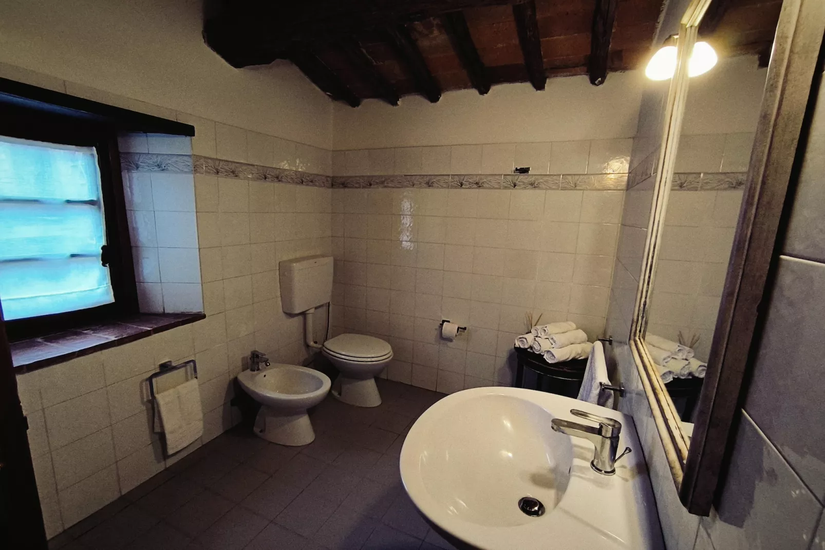 Agriturismo Podere Ceccherini in San Leolino - La Loggia-Badkamer