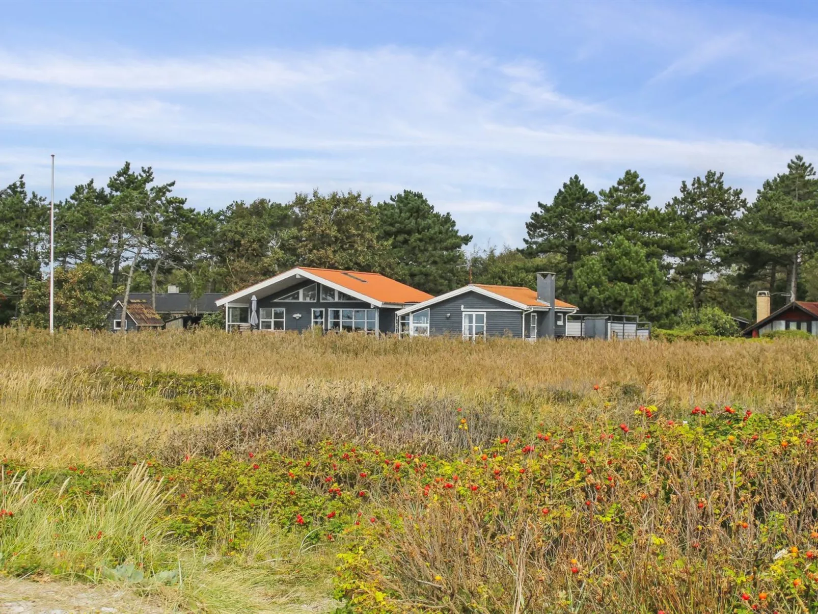 "Hening" - 50m from the sea-Buiten