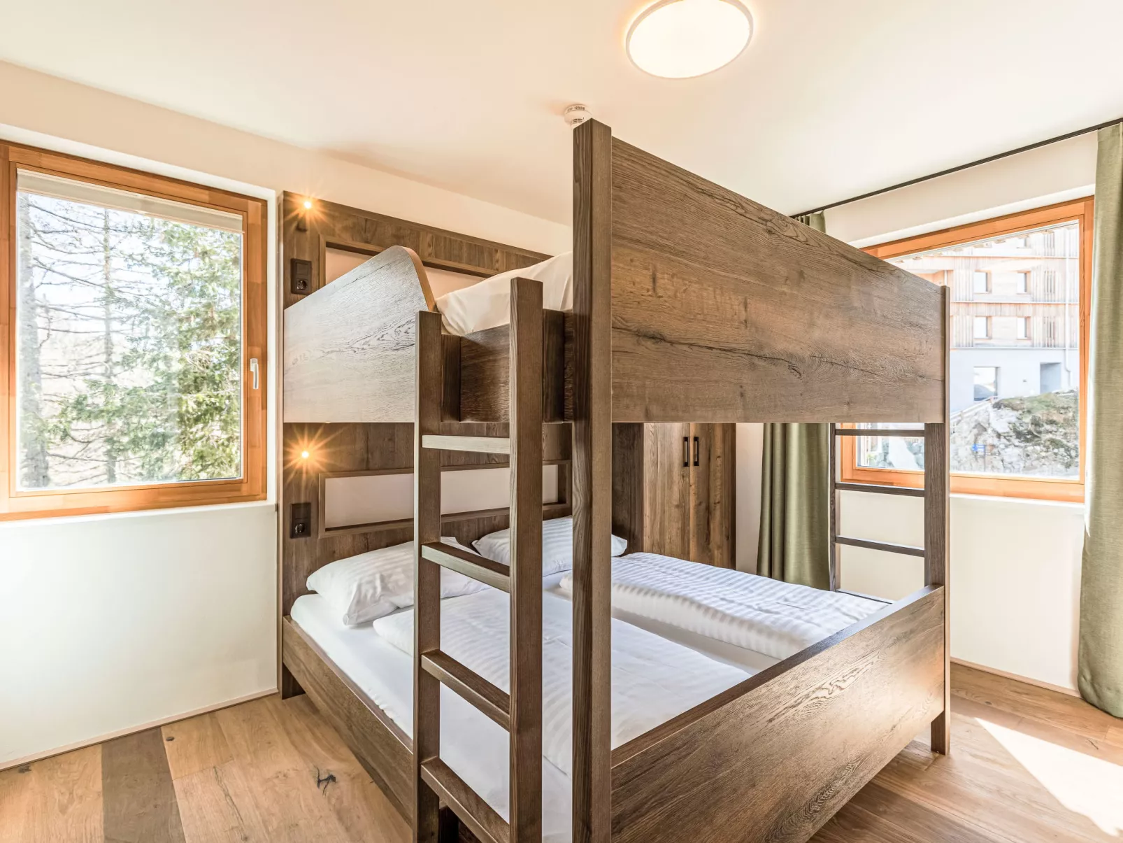 Superior Lodge mit 5 SZ und Sauna-Binnen