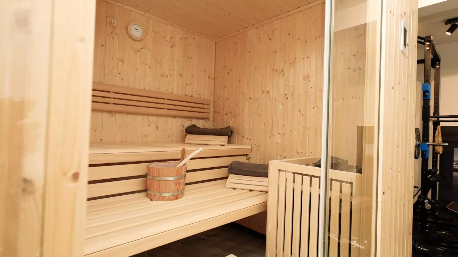 Tirola Bude Resi Schorsch Top 1-2-Sauna