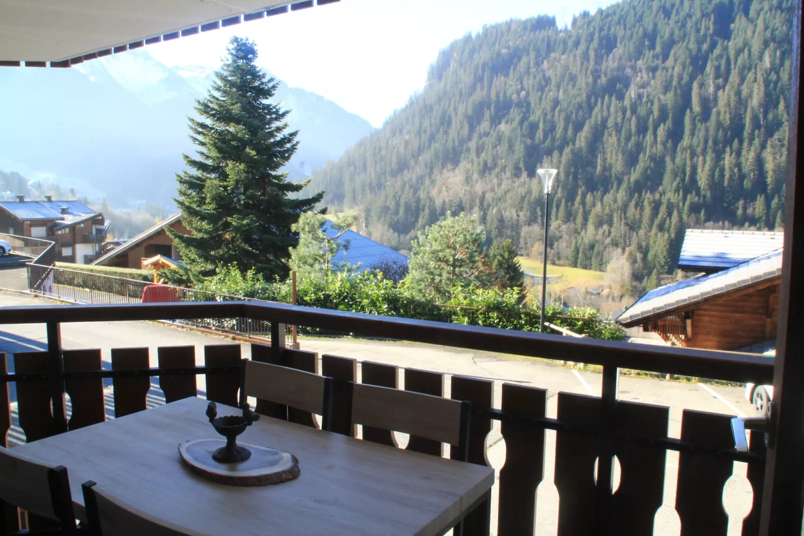 Toison Blanche TBA3 COSY & Mountain 4 Pers-Terrasbalkon