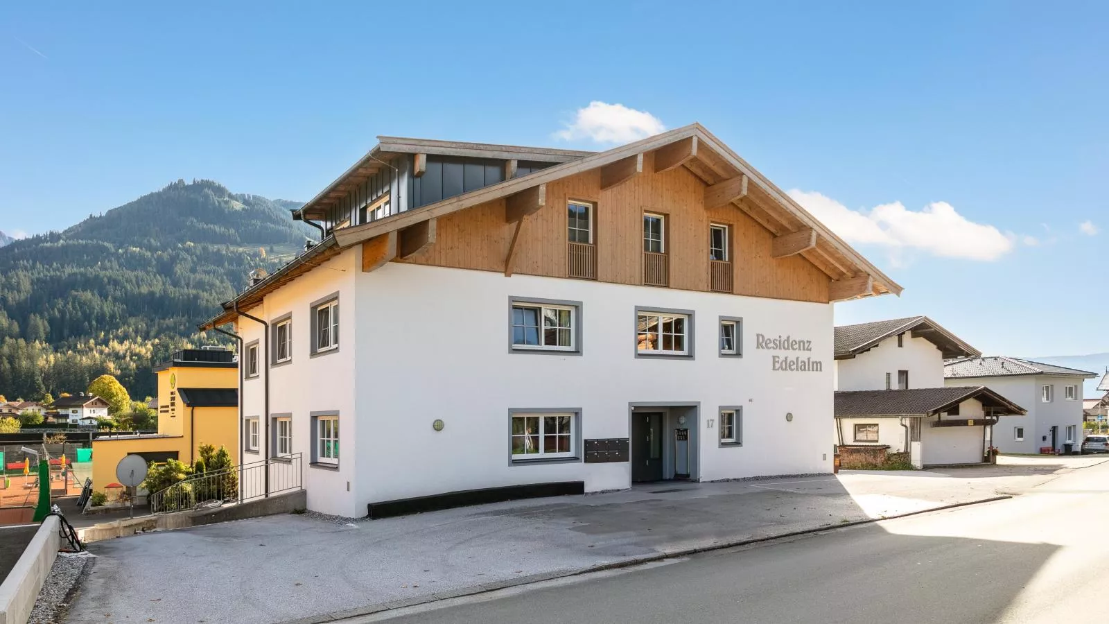 Edelalm Residenz Top 4-Buitenkant zomer