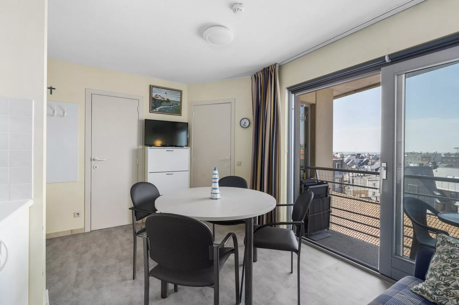 Ocean Suites 714-Woonkamer