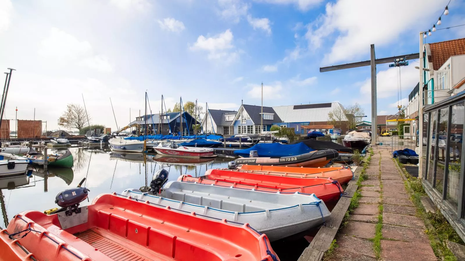 De Kaag Watersport Groepsaccommodatie - 80 pers-Uitzicht zomer