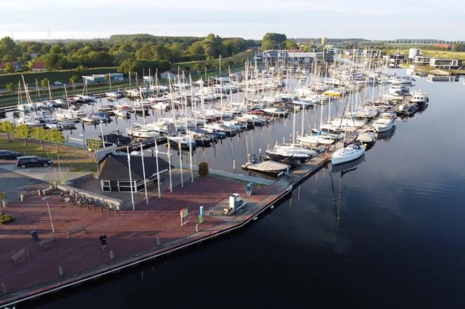 Harbour Loft 1G -uitzicht jachthaven-Gebieden zomer 5km