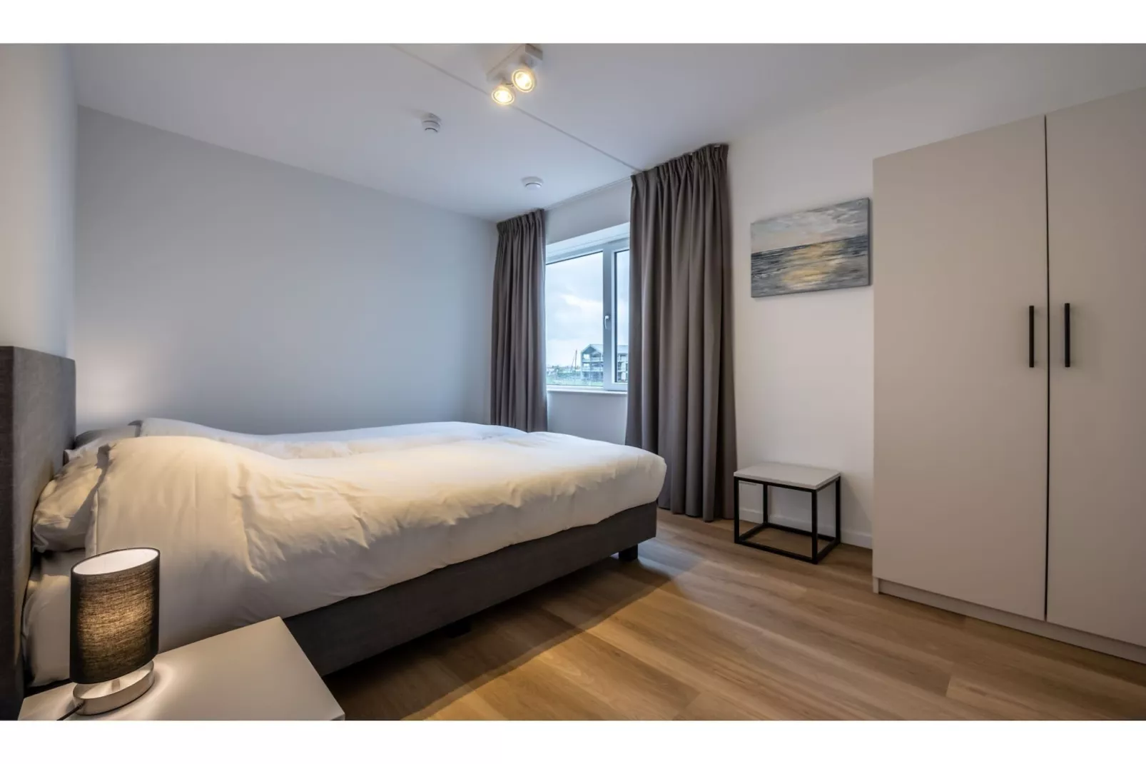 Harbour Loft 1G -uitzicht jachthaven-Slaapkamer