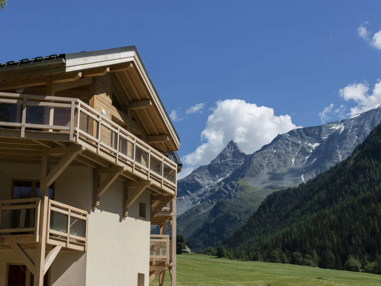 Chalets Les Amis-Buiten