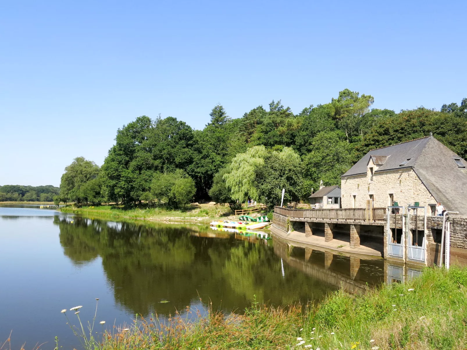 Le Moulin Neuf-2 Pers.-Buiten