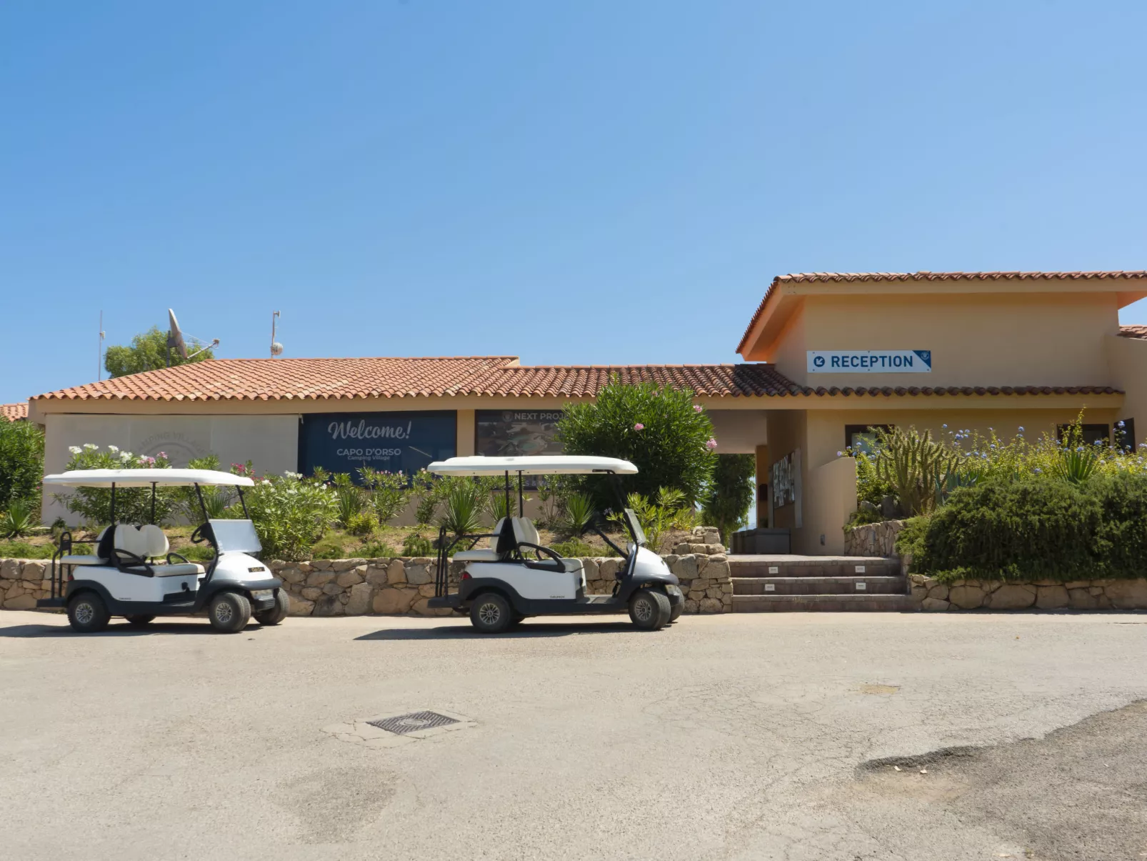 Camping Village Capo d'Orso-Binnen