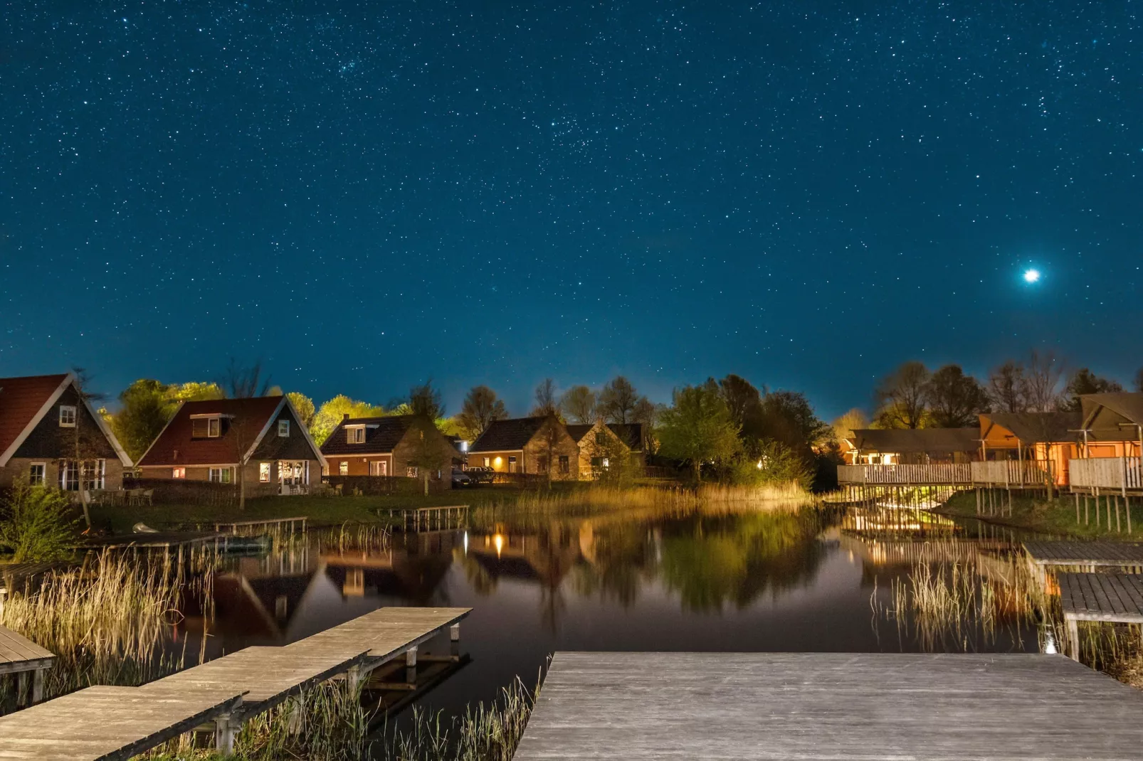 Vakantiepark Eigen Wijze 5-Buitenkant zomer