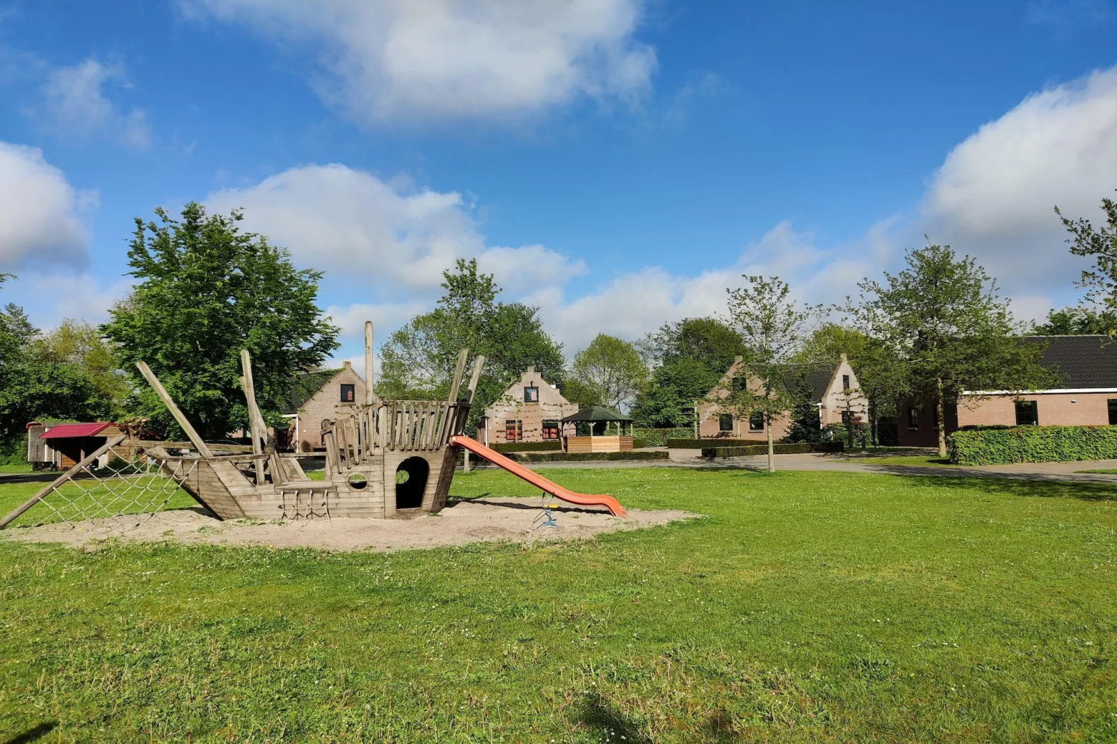 Vakantiepark Eigen Wijze 5-Tuinen zomer