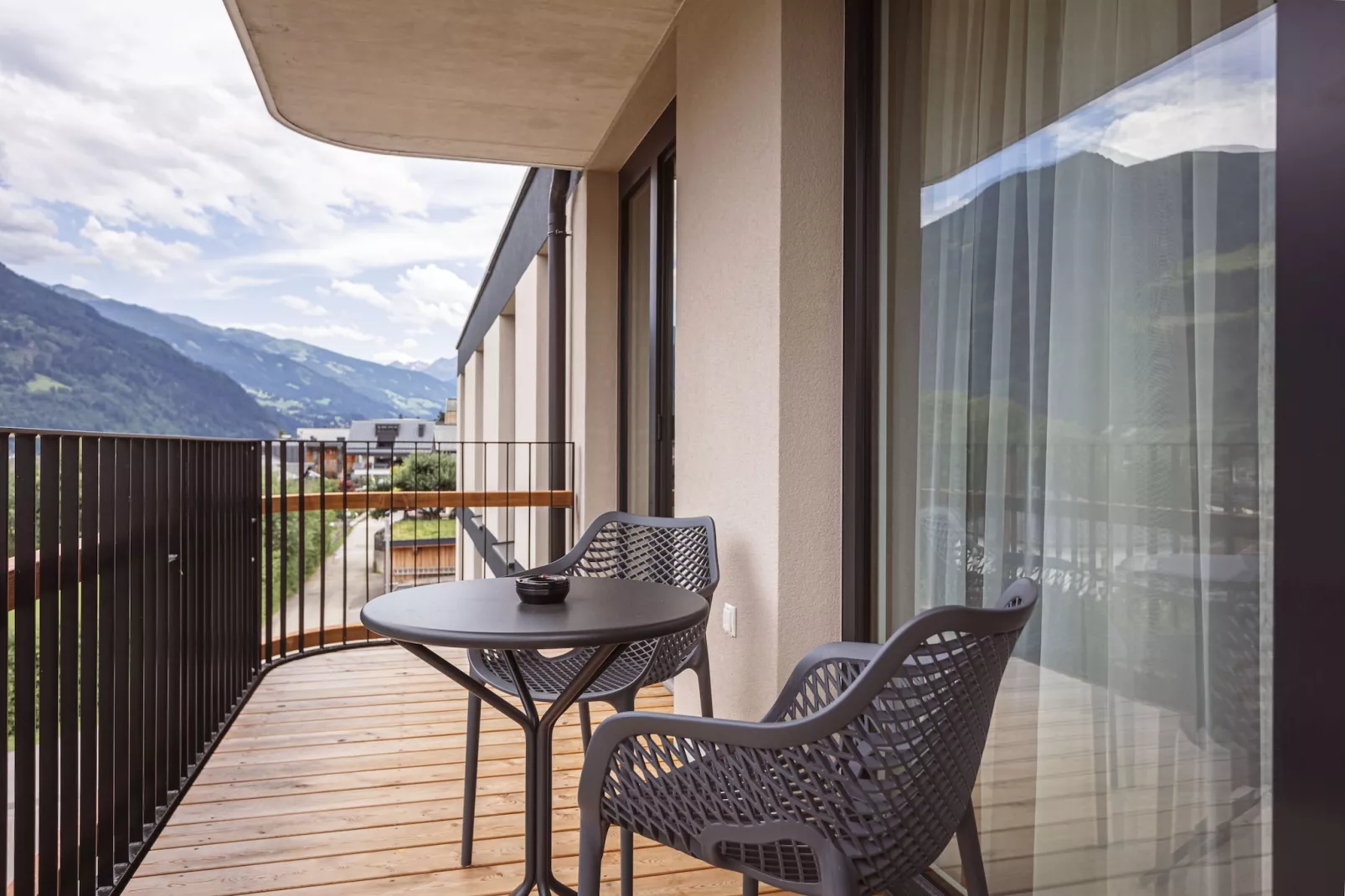 Zillertal Suites 9-Terrasbalkon