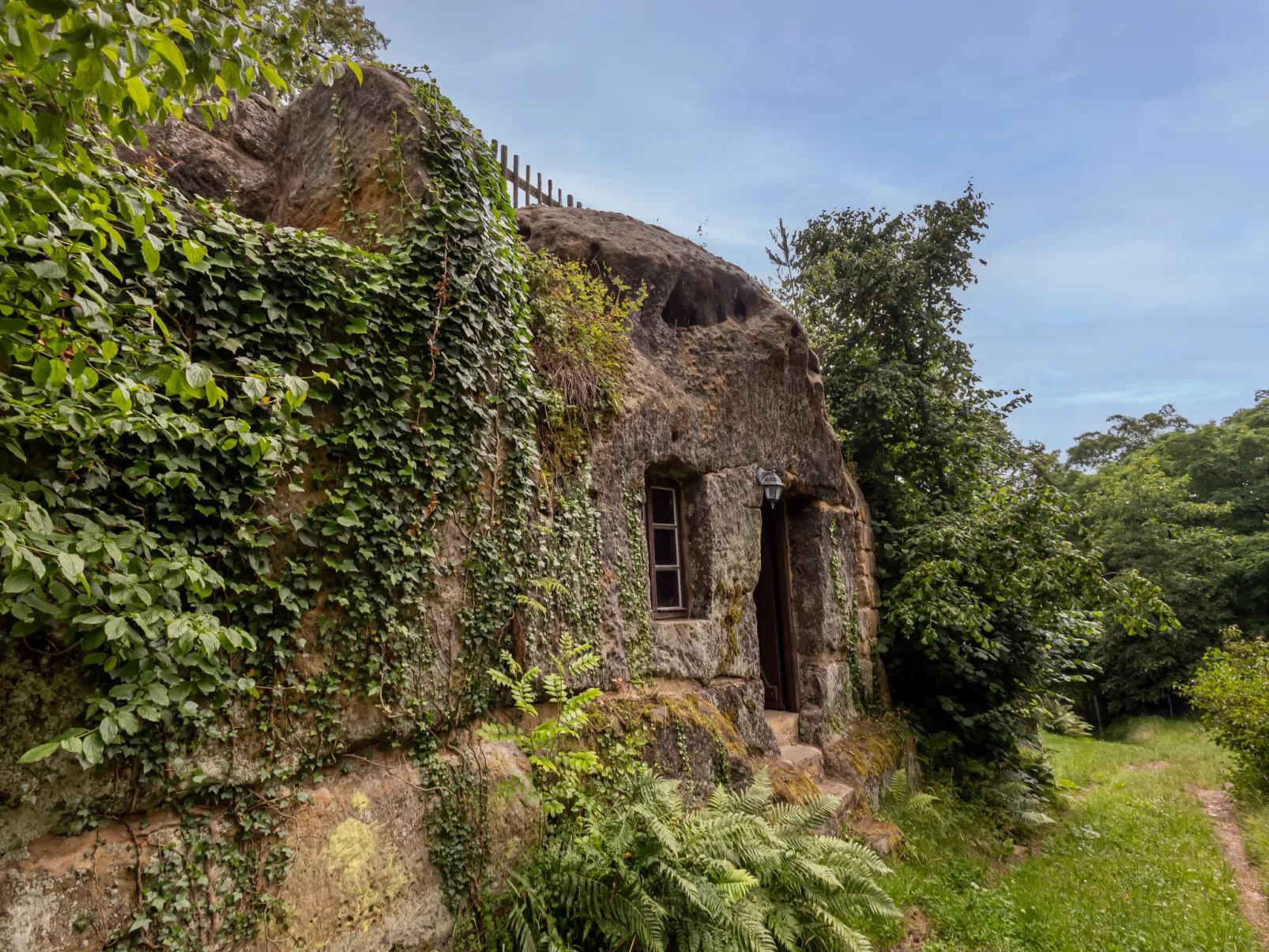 U skály-Buiten