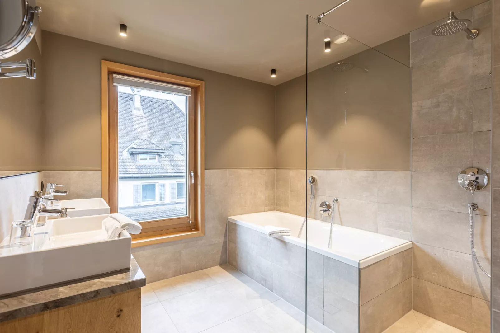 Montafon Suites Schruns 06-Badkamer