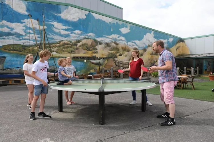 Fewo bis 7 Personen mit Alkoven / Belegung 5 Personen-Parkfaciliteiten