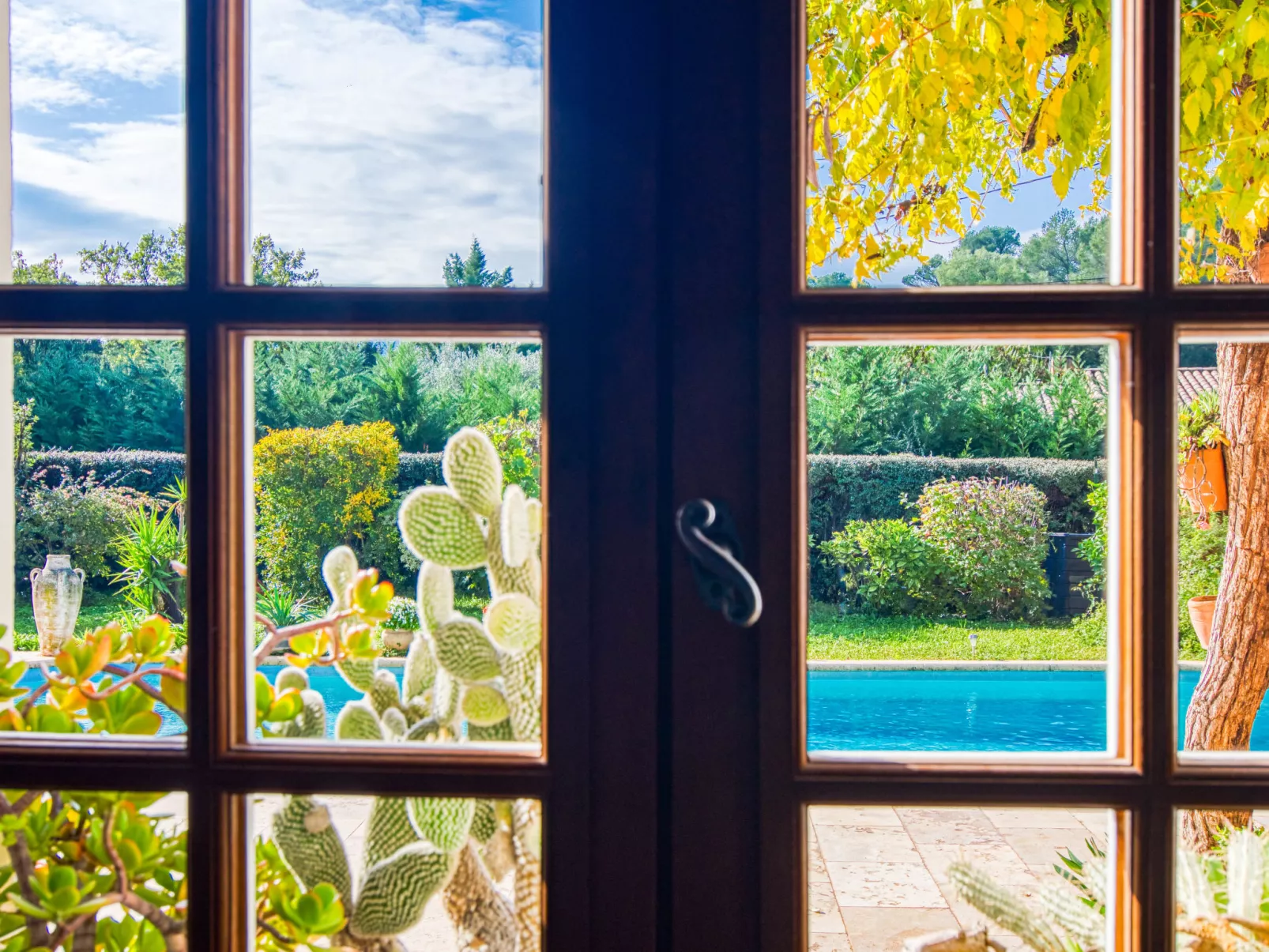 La Petite Maison dans la Prairie-Buiten