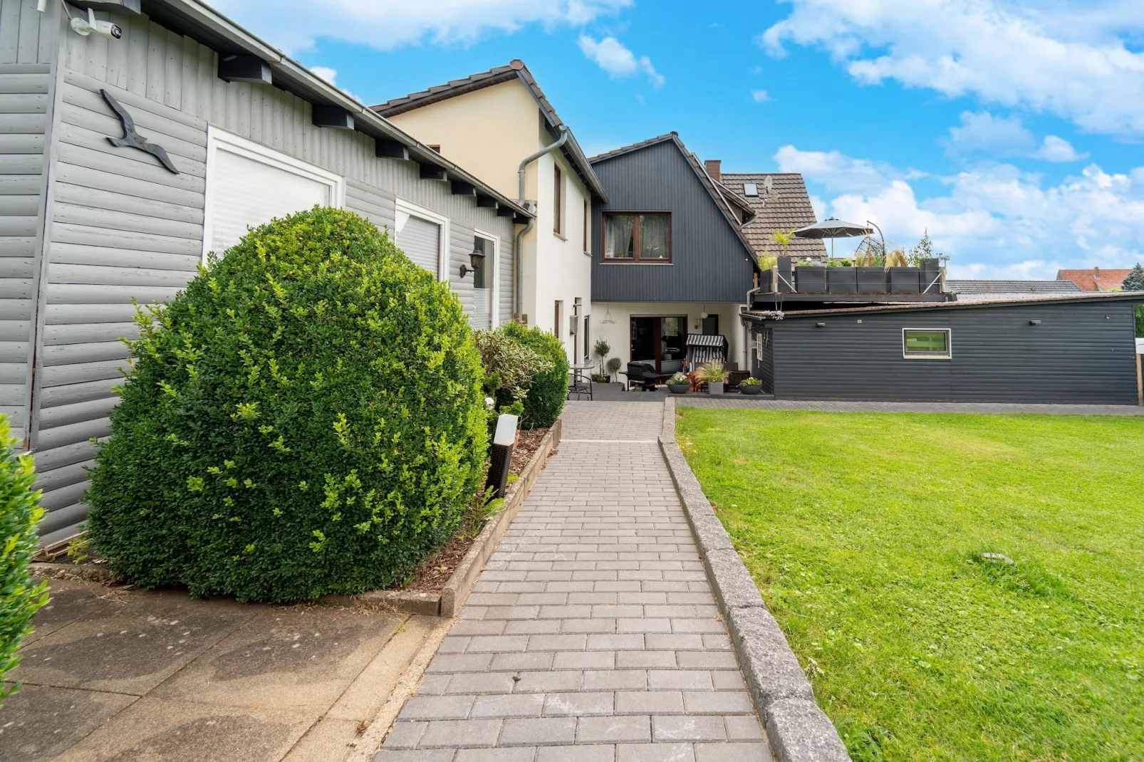 Modern appartement met zwembad in de Harz-Tuinen zomer