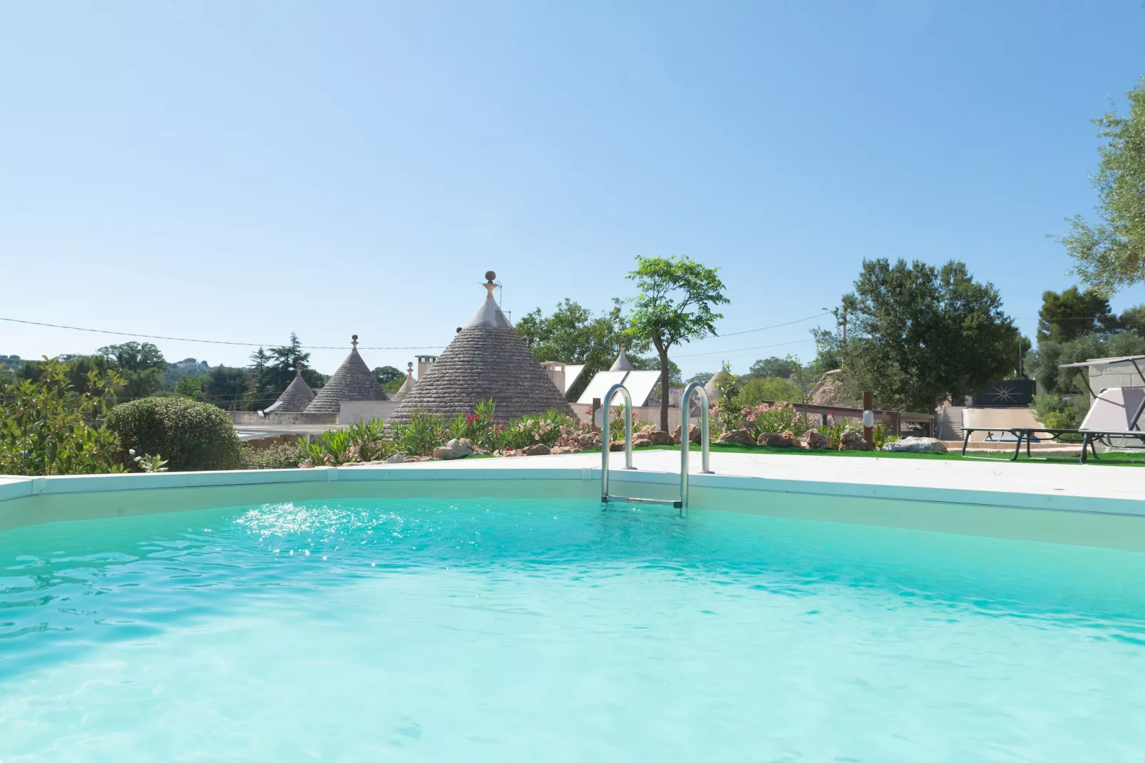 Trulli Cesare in Locorotondo-Zwembad