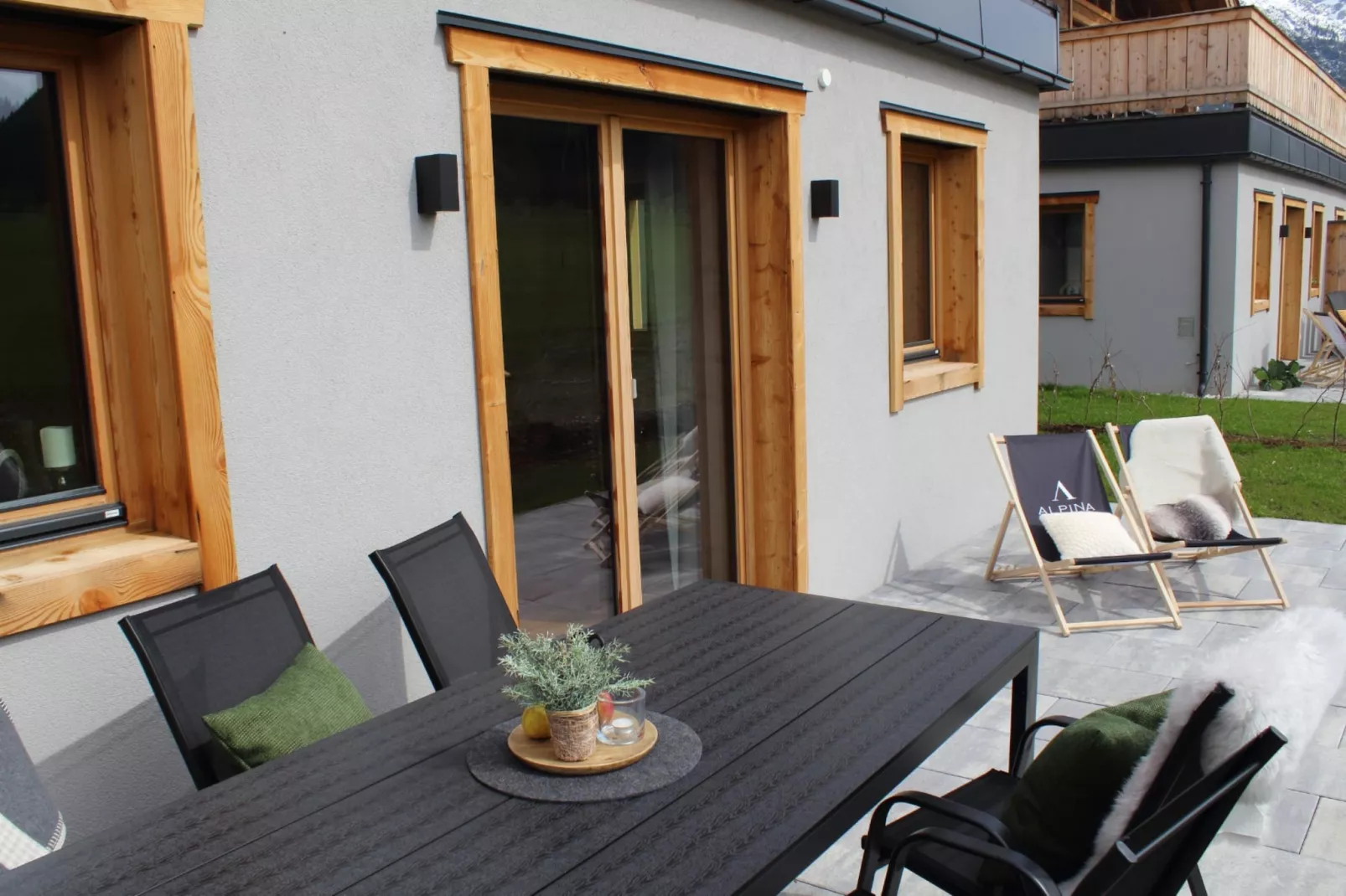 Luxusapartment mit Sauna am Berg-Terrasbalkon