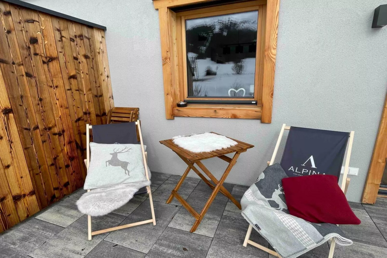 Luxusapartment mit Sauna am Berg-Terrasbalkon