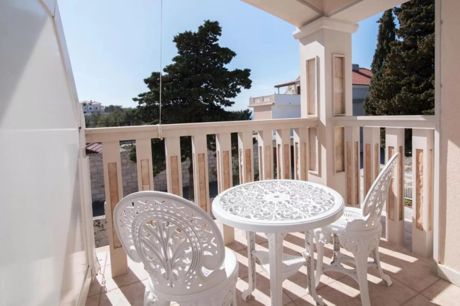 Apartments Mijajov Dvor- One-Bedroom Apartment with Shared Balcony  (#2) (ST)-Terrasbalkon