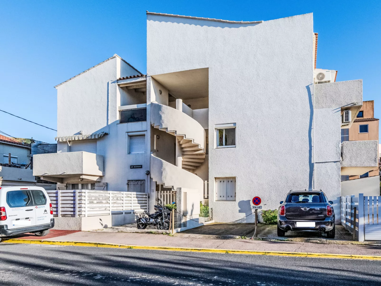 L'appartement des fleurs-Buiten