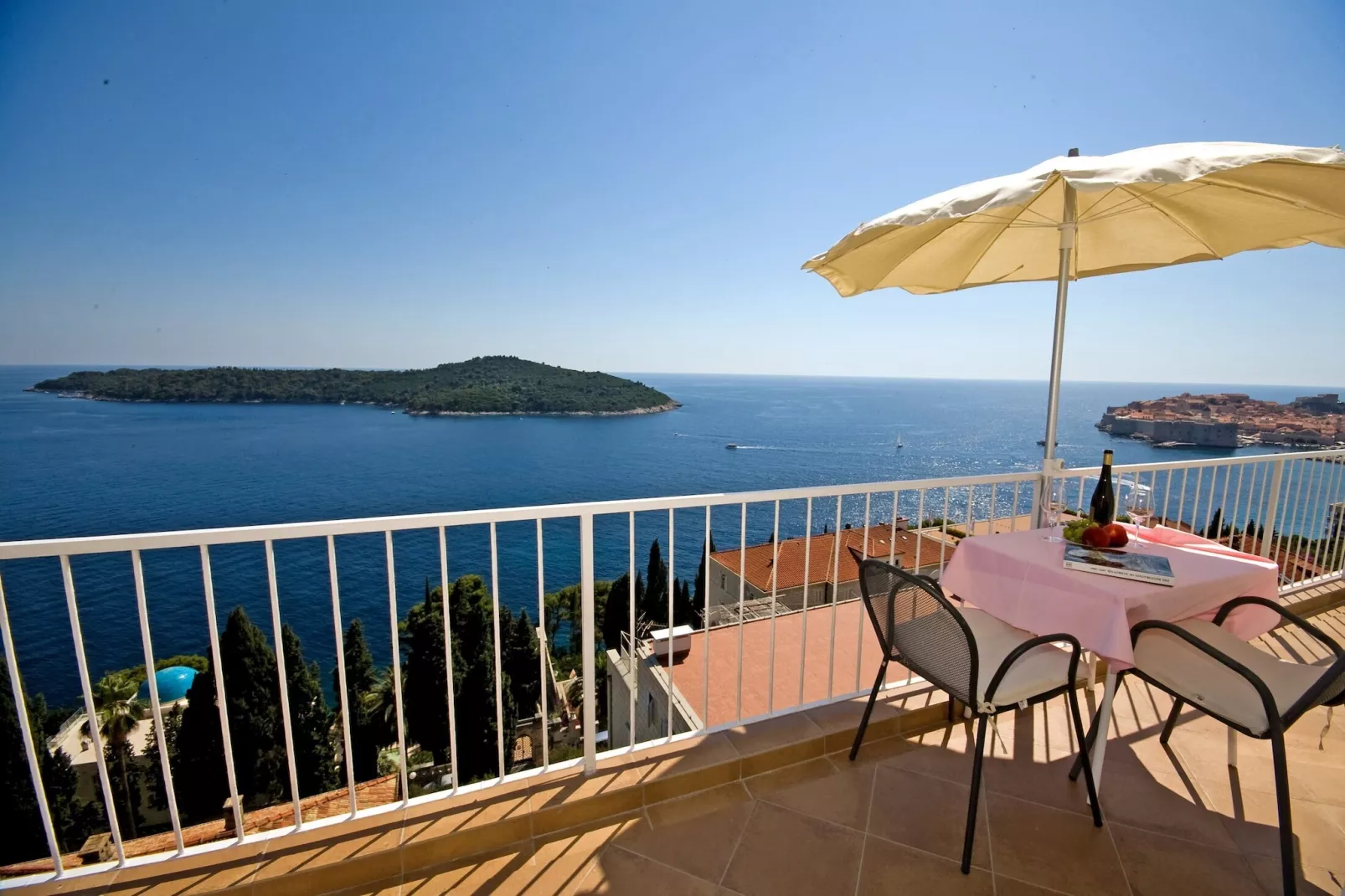 Apartments Sipa - Superior One Bedroom Apartment with Balcony and Sea View (Apartman D)-Terrasbalkon