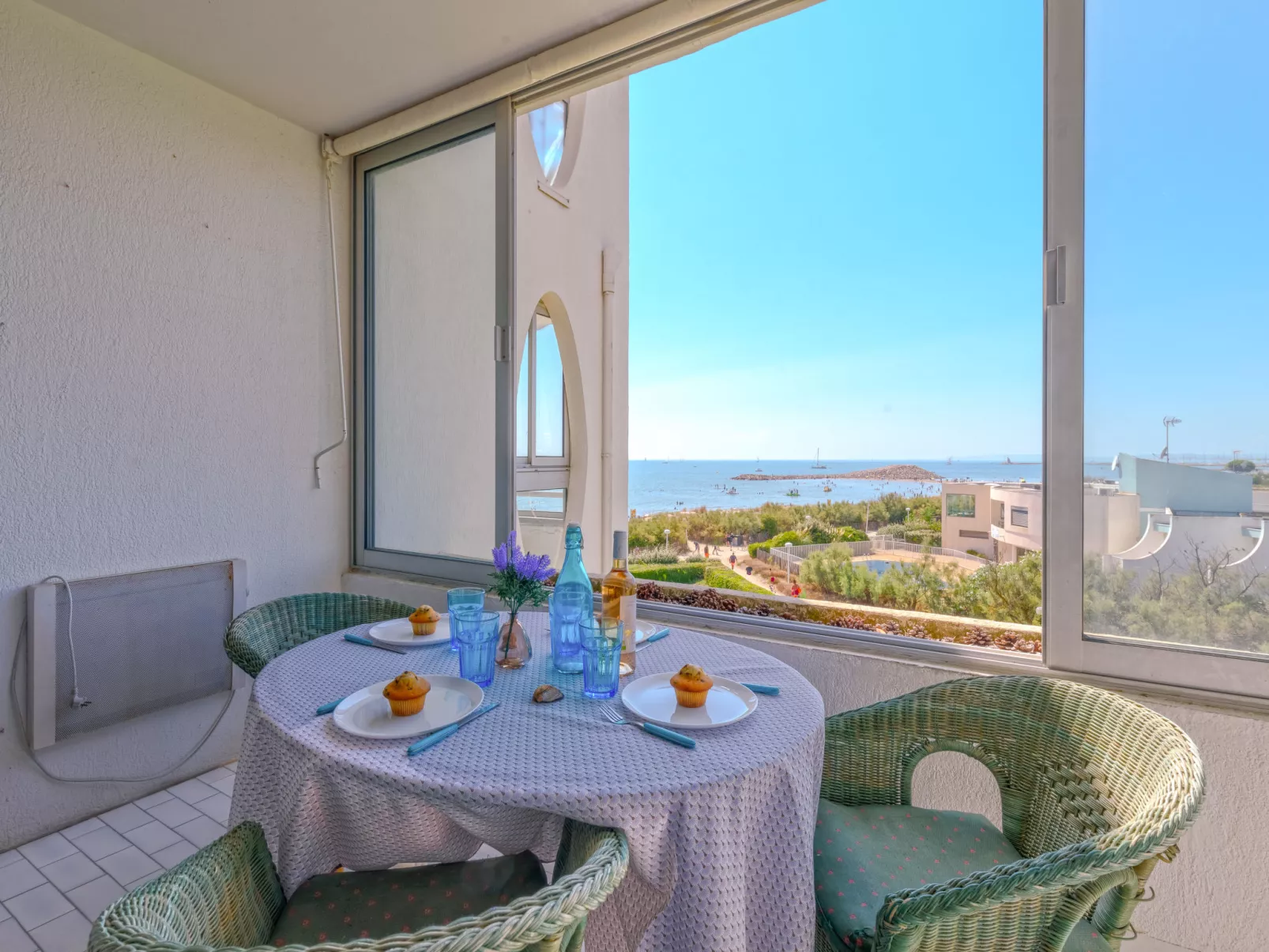 Les Terrasses de la Mer-Binnen