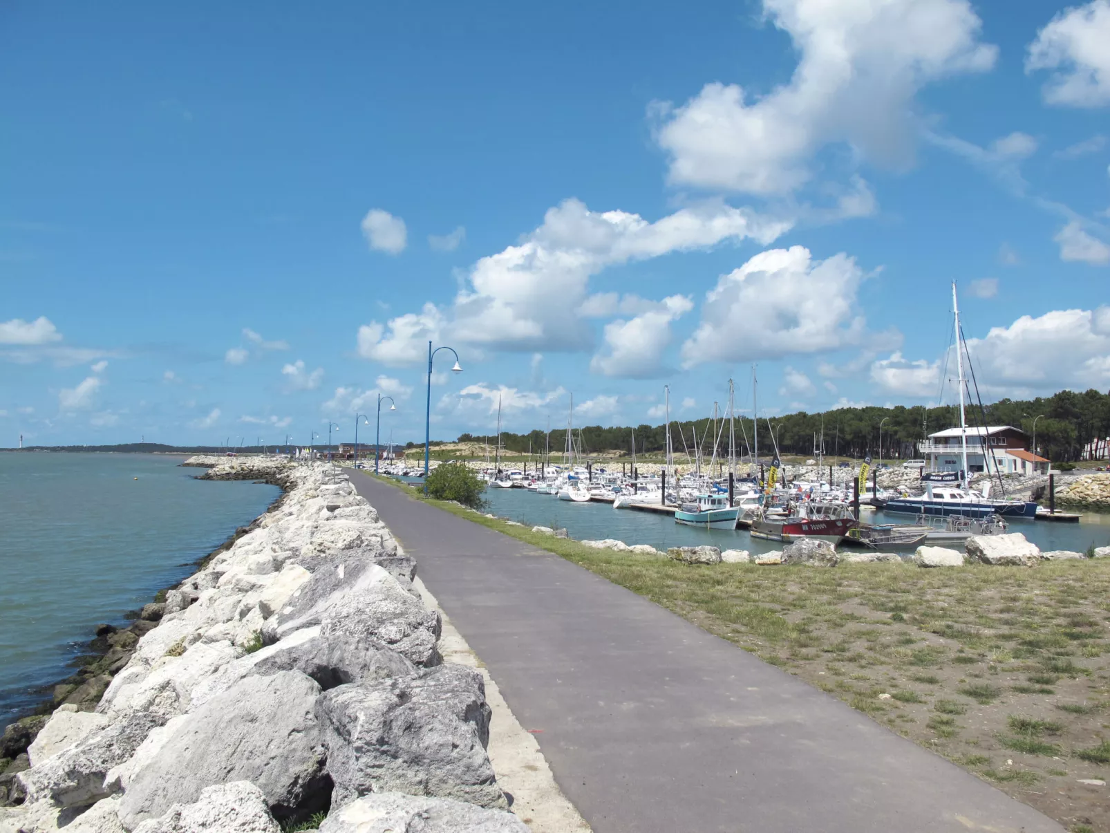 Les Maisons du Lac-Omgeving