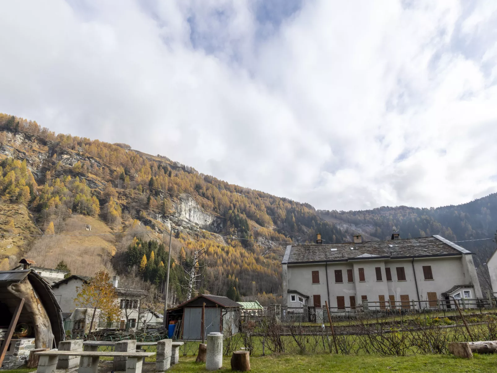 Isola di Madesimo Apartments-Buiten