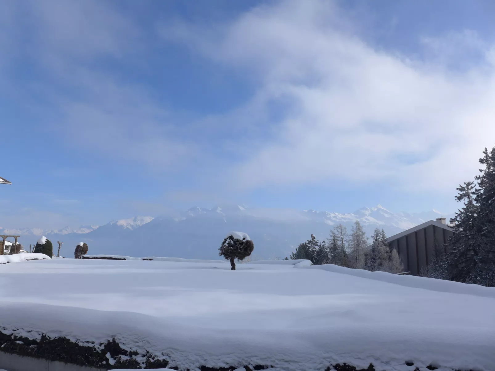 Terrasse des Alpes-Buiten