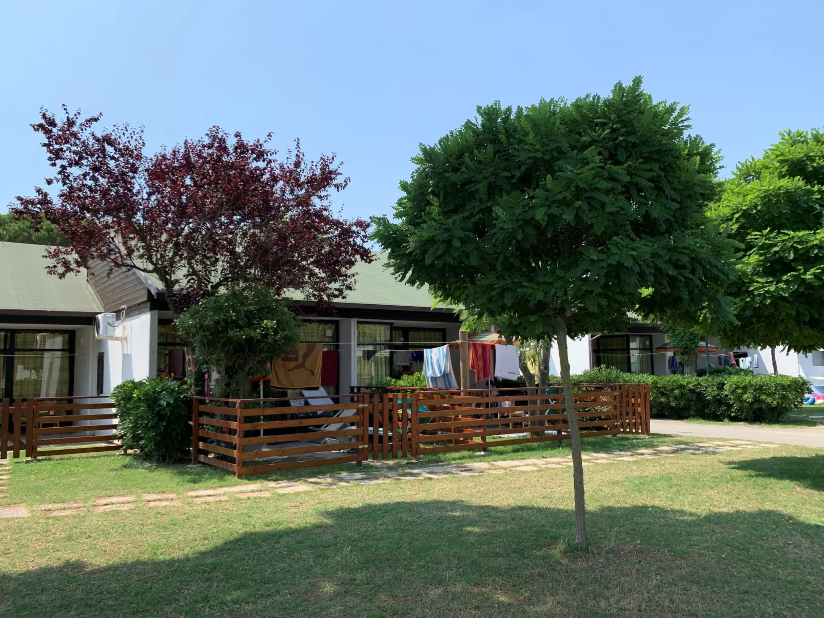 Lake Bungalow-Buiten