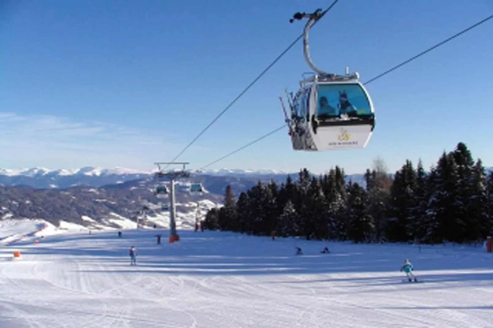 The Austrian Chalet-Gebied winter 20km