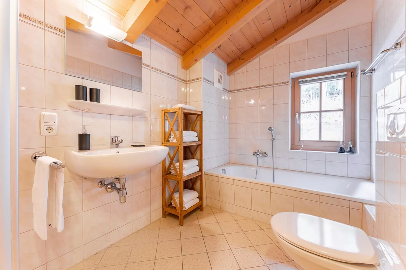 Chalets im Wald-Badkamer