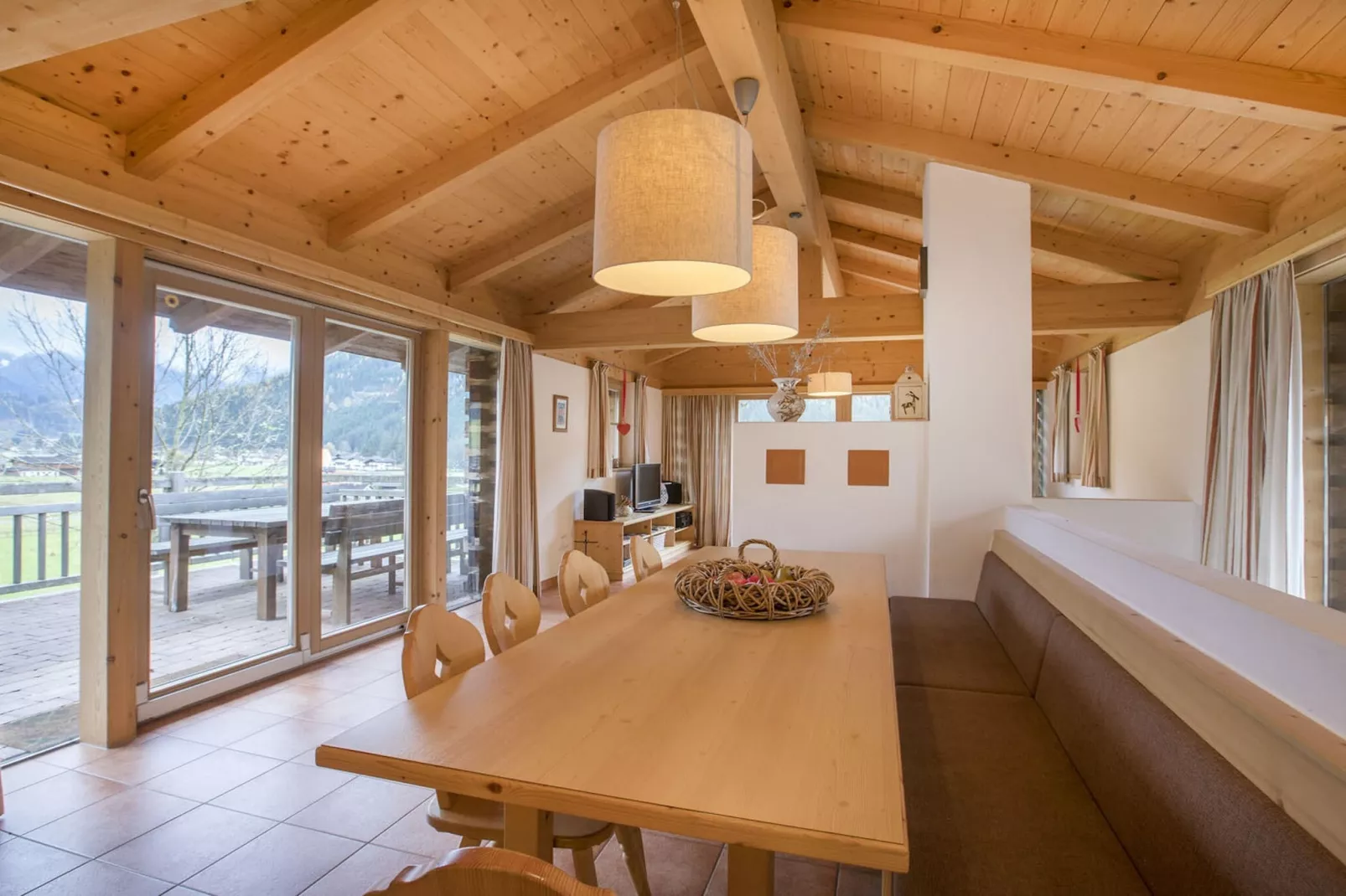 Chalets im Wald-Eetkamer