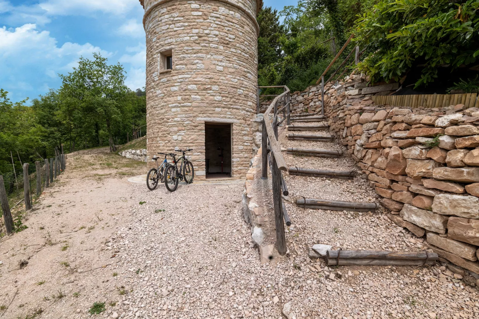 Il Conio Ginestra-Buitenkant zomer